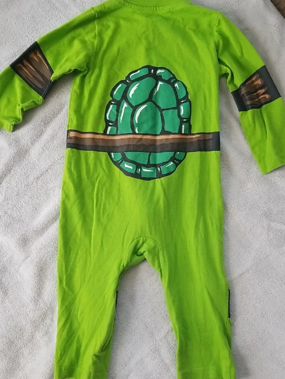 Nickelodeon official looking